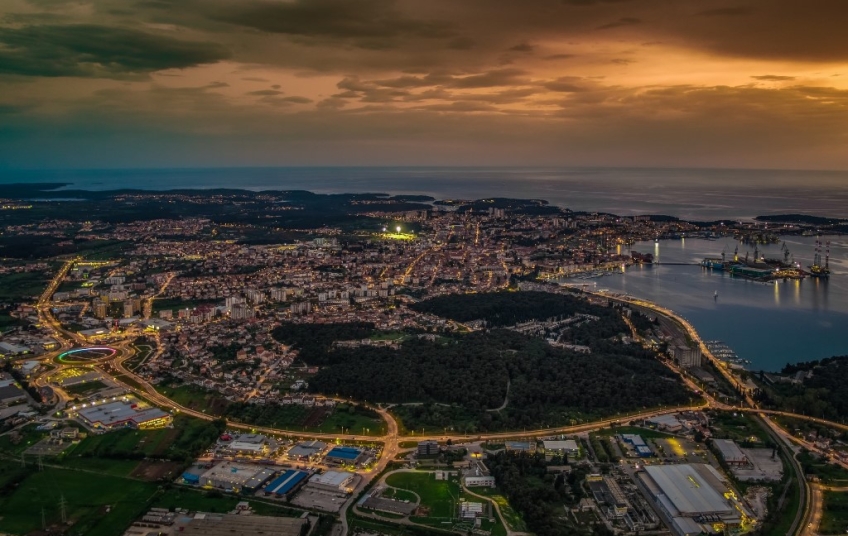 11. izdanje ''Adventa u Katedrali'' u Puli donosi velika imena